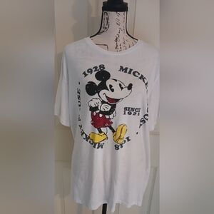 5/$25 Disney Mickey Mouse White T-Shirt Size L